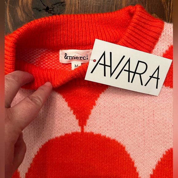 &MERCI Avara Women’s Red and Pink Print Sweater Soft NEW WITH TAGS - Picture 4 of 6